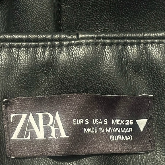 Zara Faux Leather High Waisted Straight Leg Blogger favorite Small Women Zipper - Picture 5 of 8
